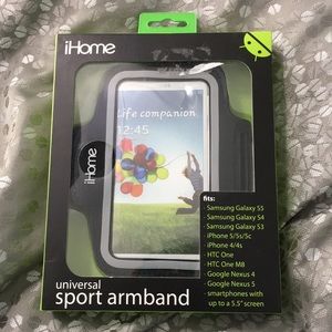 NWOT! IHome Universal Sport Armband